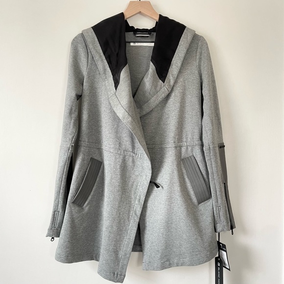 ✨NWT✨ BLANC NOIR Traveler Hooded Wrap Jacket in Heather Grey Black Sz Small - Picture 6 of 16